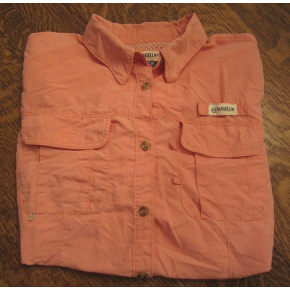 Magellan Mens Size XL Fish Gear Mag Wick  Fishing Shirt Coral Polyester Nice